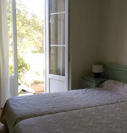 מלון Costeur Solviane Saint-Raphaël